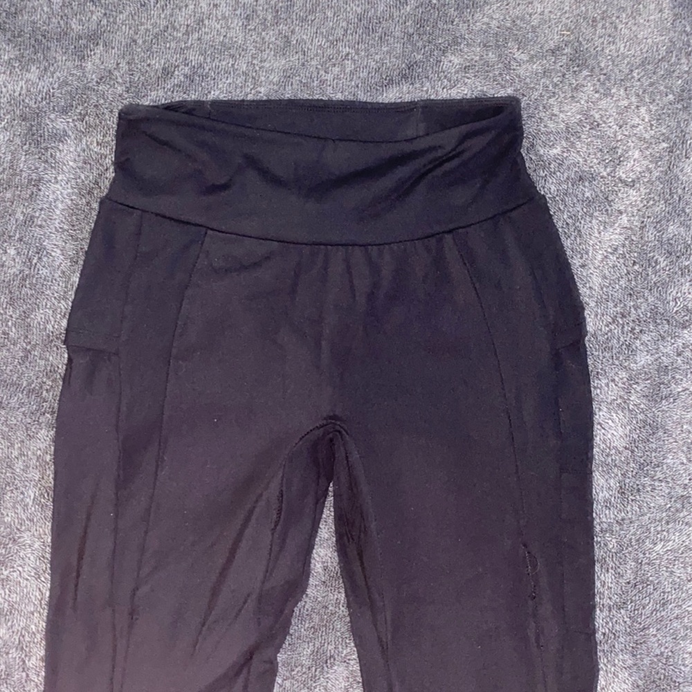 Black Gymshark leggings